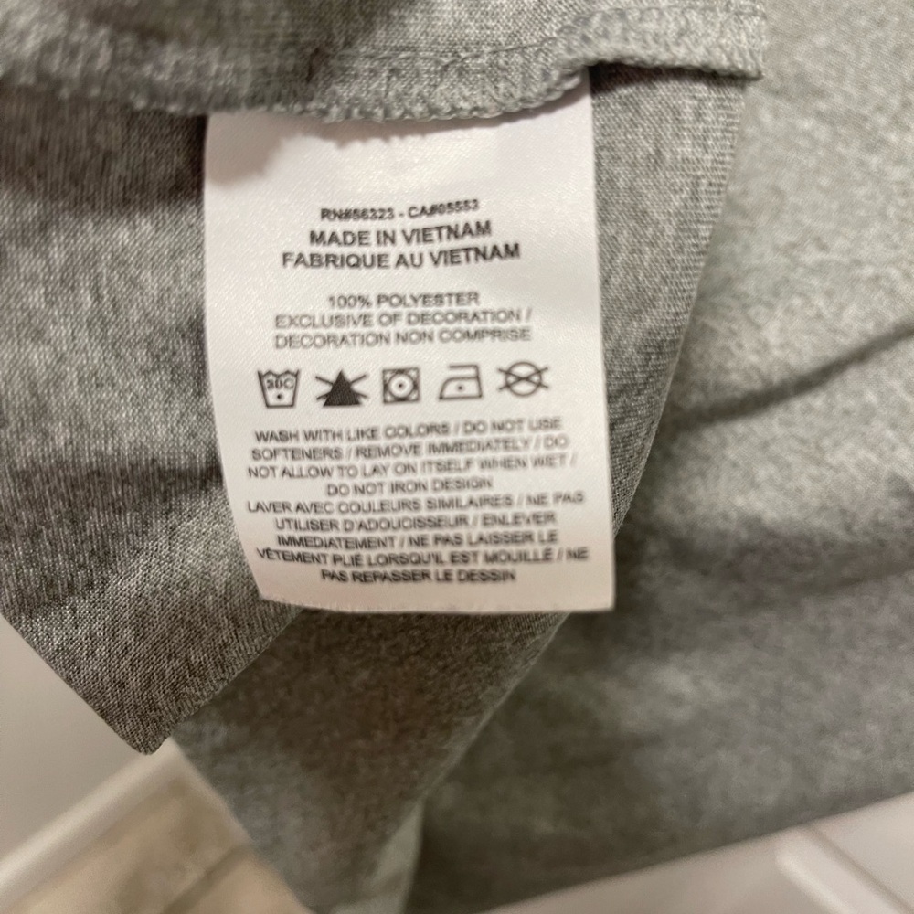 Nike Dri-Fit Kids Gray Short Sleeve - Picture 3 of 5